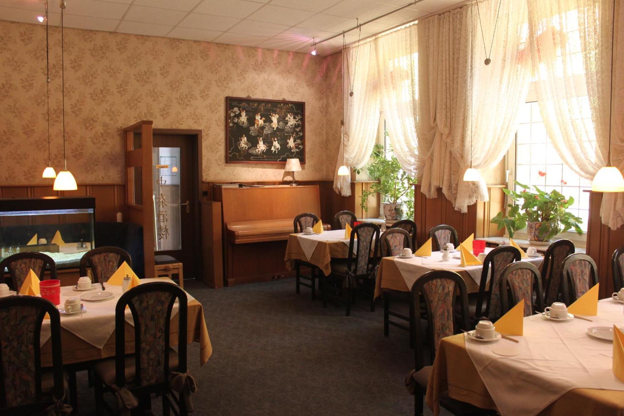 Hotel Westfaelischer Hof ハッティンゲン エクステリア 写真